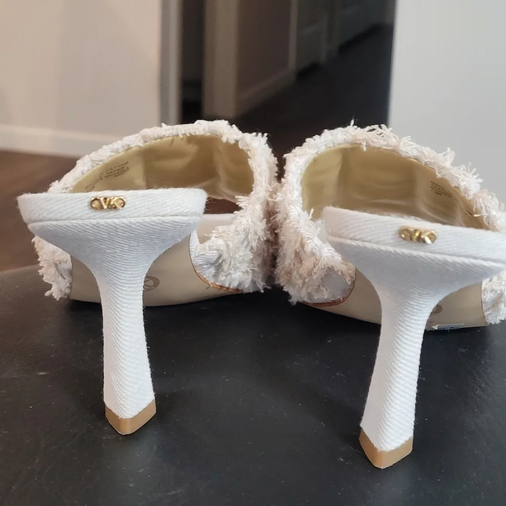 MICHAEL Mickael Kors Heeled Mule Sandal 7.5
